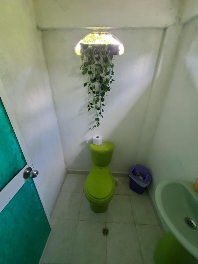 Posada El Esfuerzo Nuqui Luaran gambar