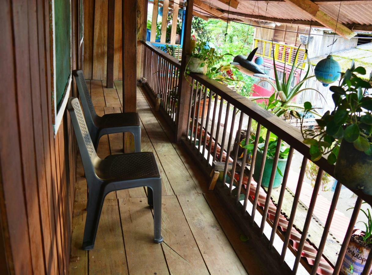 Posada El Esfuerzo Nuqui Luaran gambar